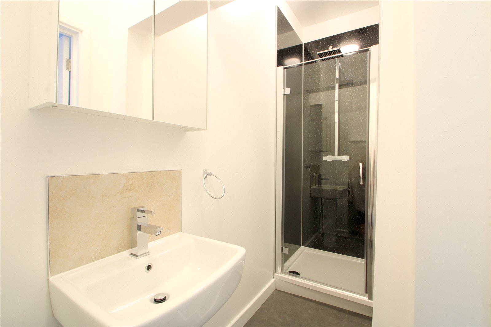 5 bedroom House to let in Bedminster, Bristol