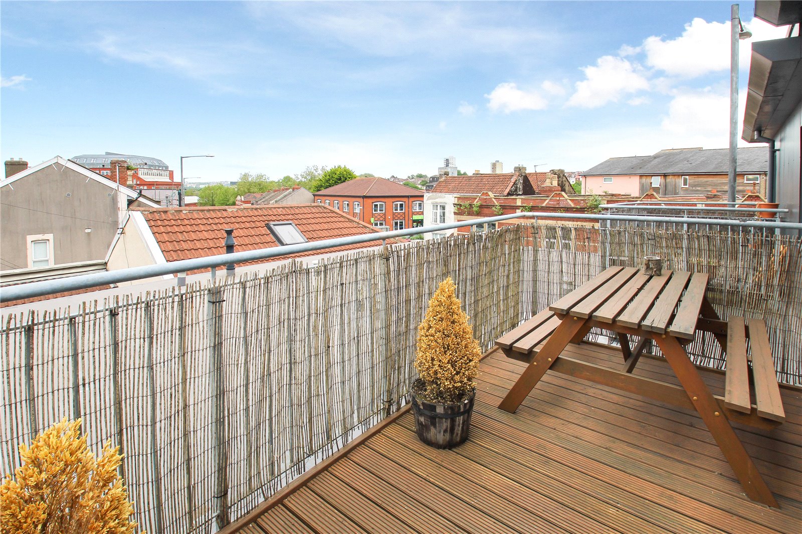 2 bedroom Flat for sale in Bedminster