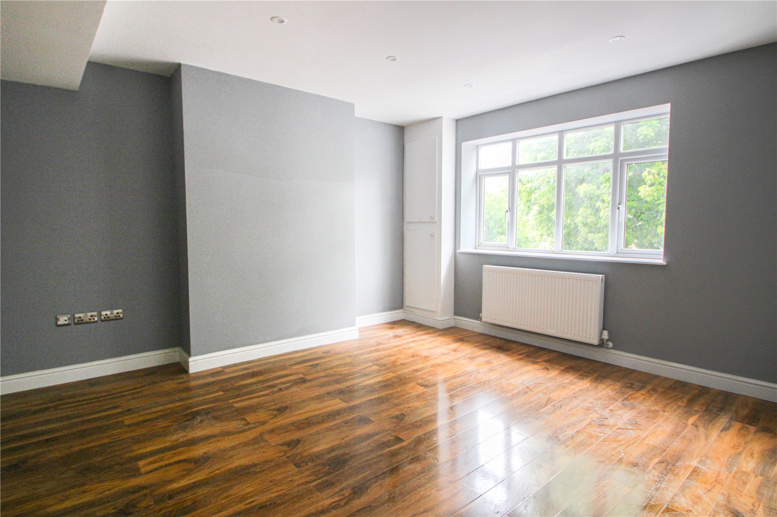 3 bedroom Flat to let in Stoke Bishop, Bristol