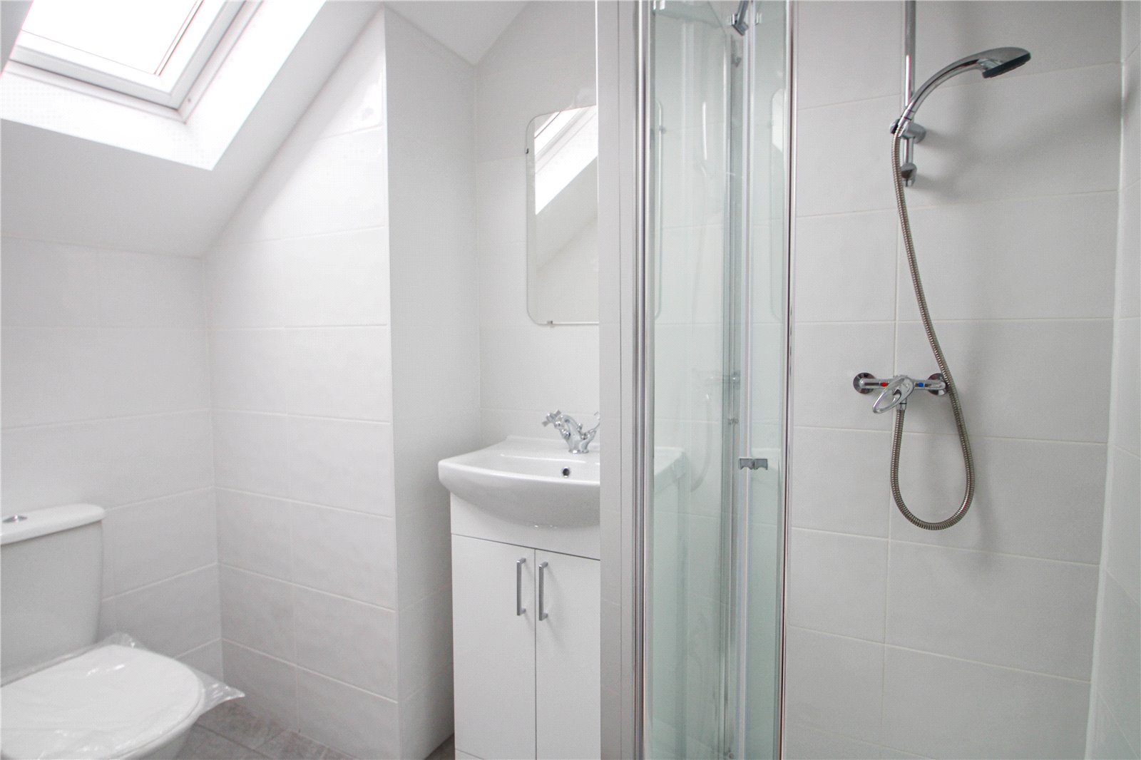 3 bedroom Flat to let in Stoke Bishop, Bristol