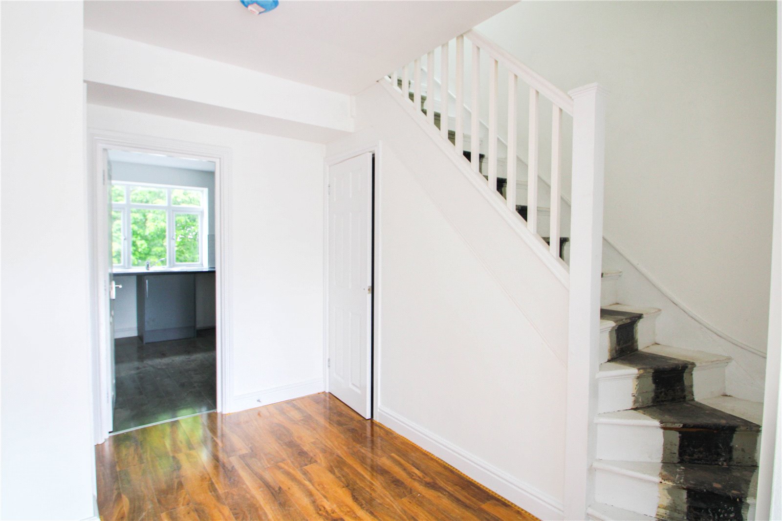 3 bedroom Flat to let in Stoke Bishop, Bristol