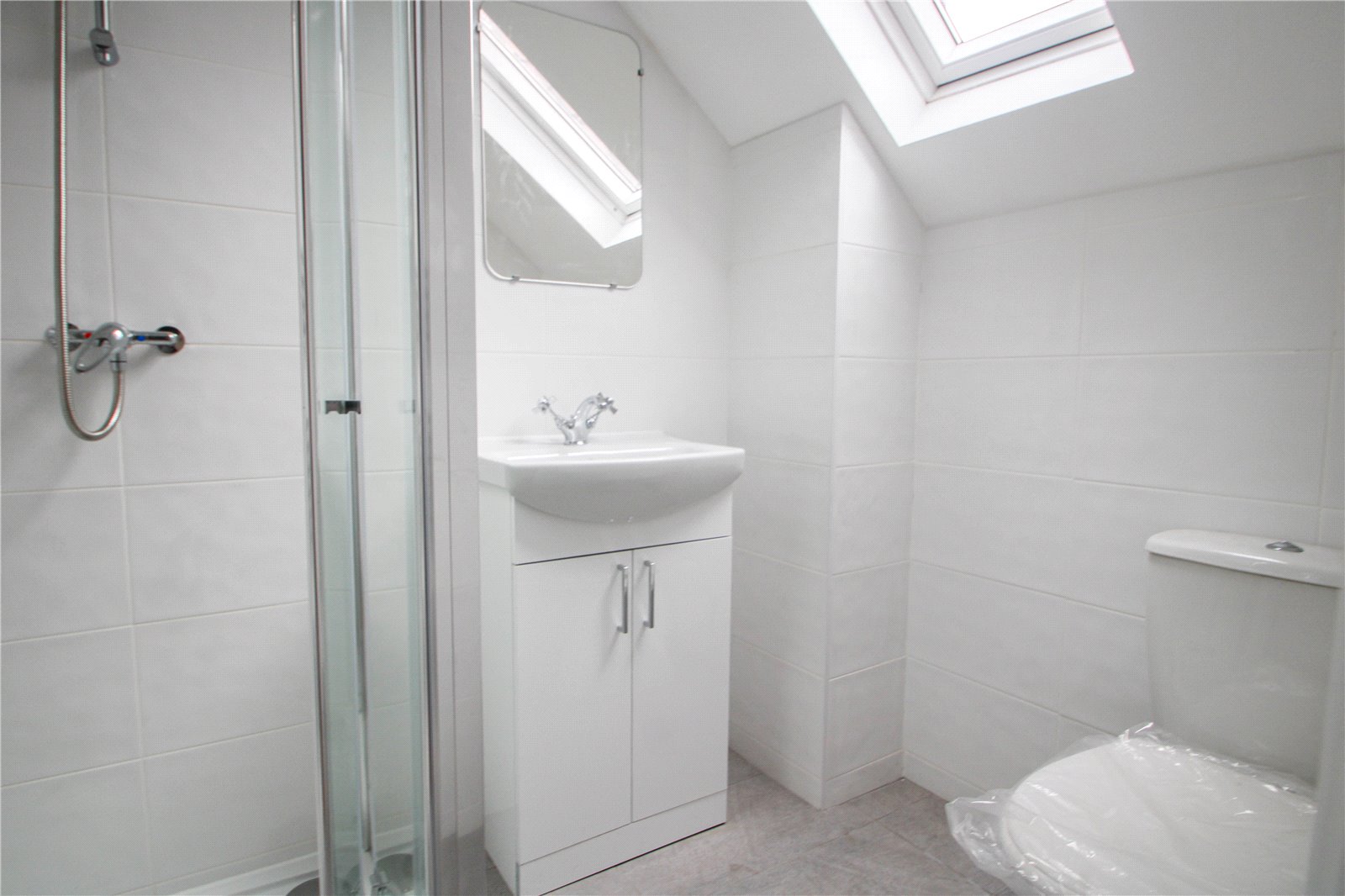 3 bedroom Flat to let in Stoke Bishop, Bristol