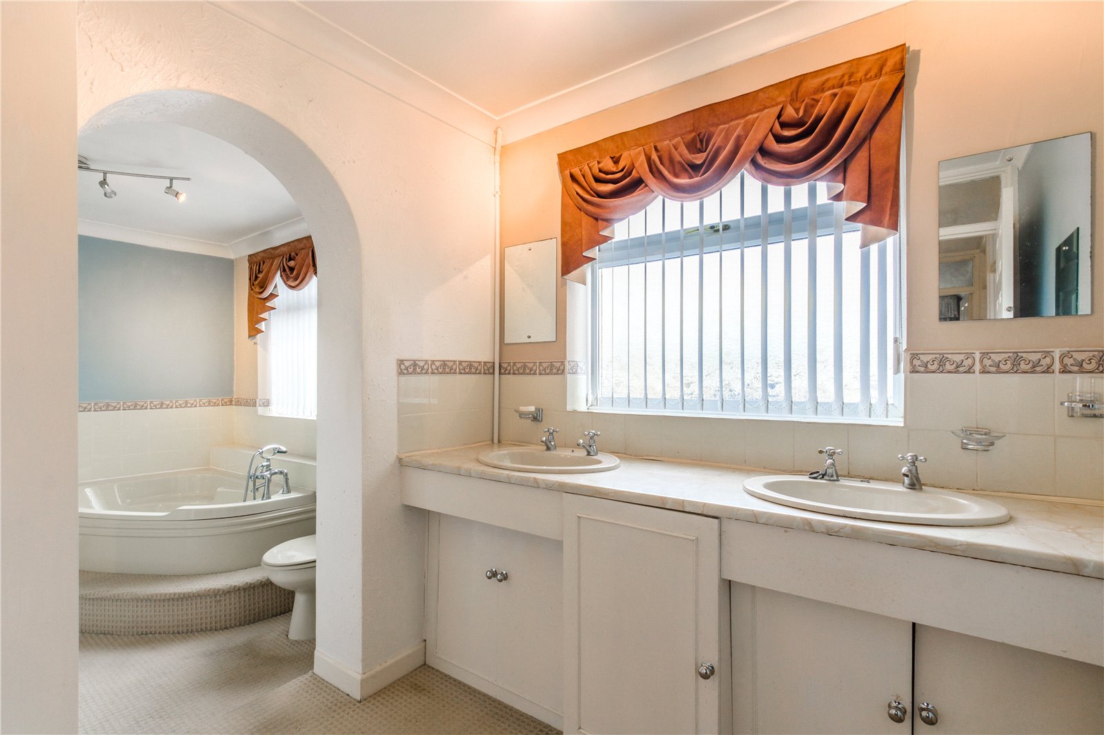 4 bedroom House for sale in Bristol
