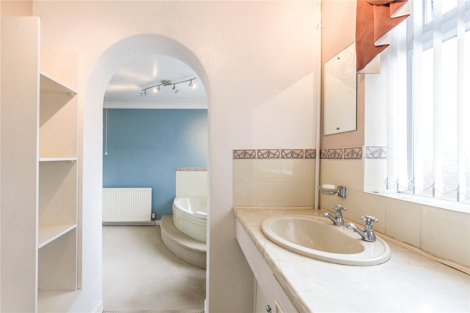 4 bedroom House for sale in Bristol