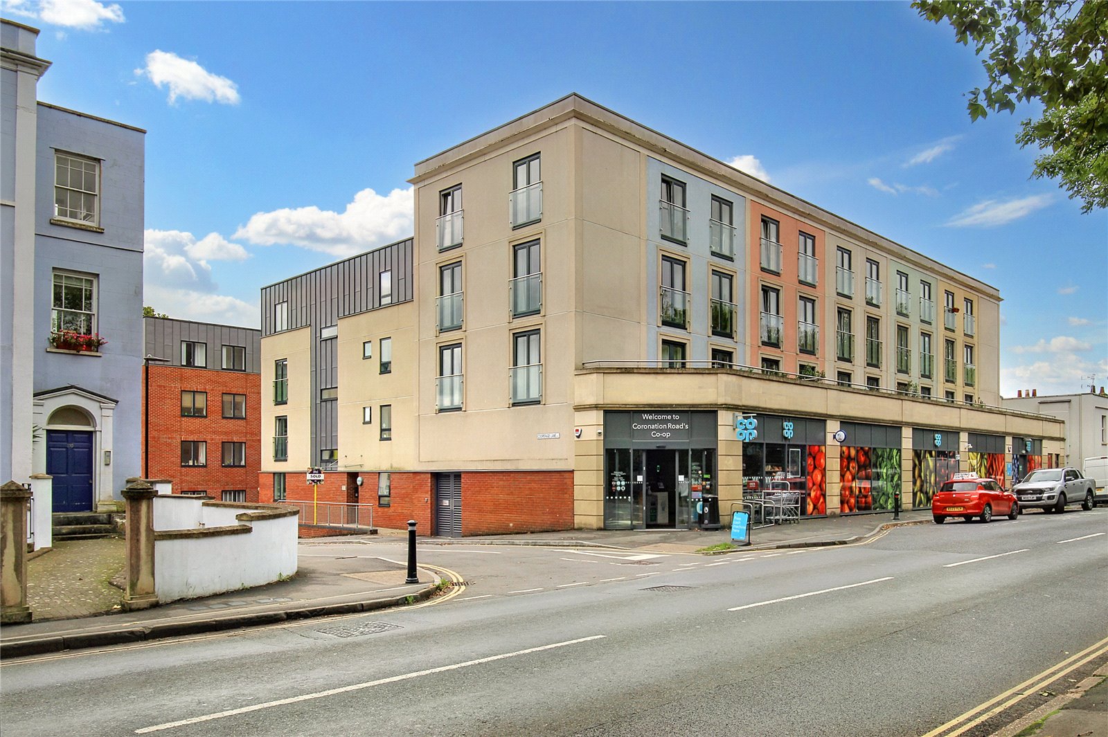 2 bedroom Flat for sale in Southville