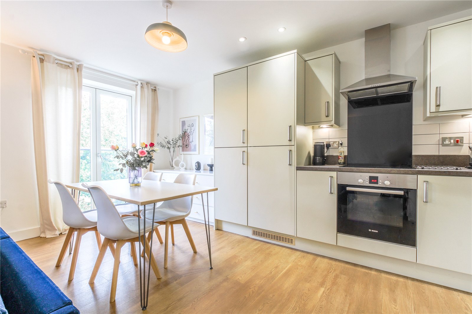 2 bedroom Flat for sale in Southville