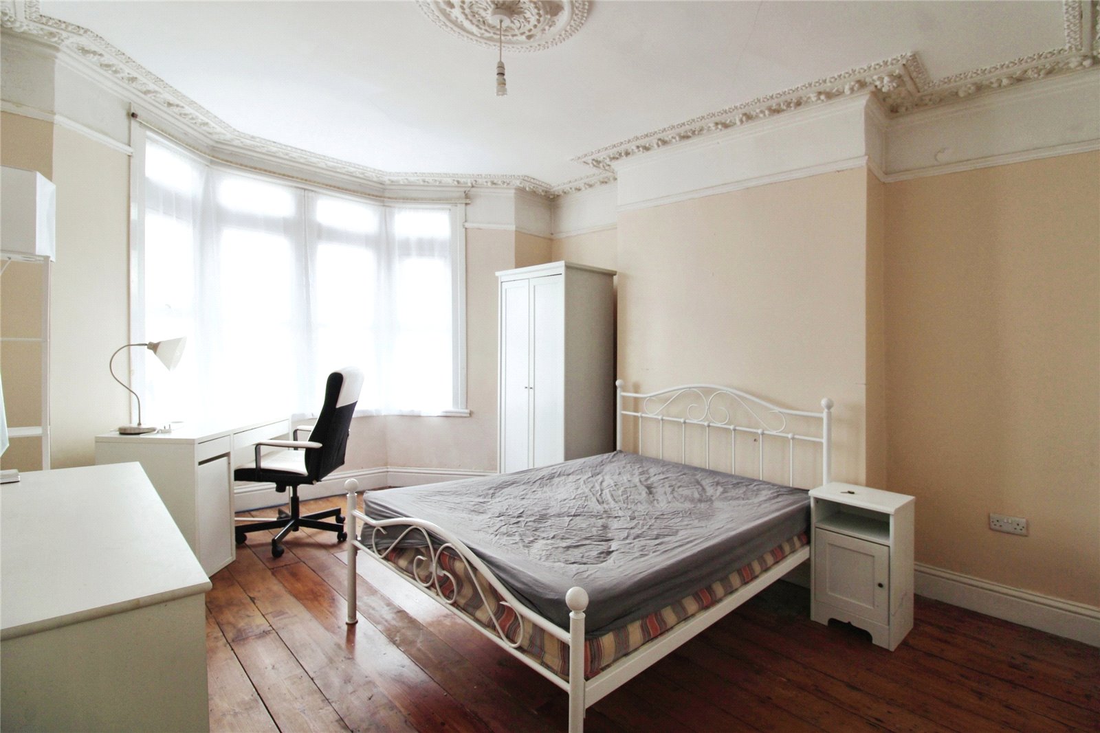 5 bedroom House to let in Brislington, Bristol