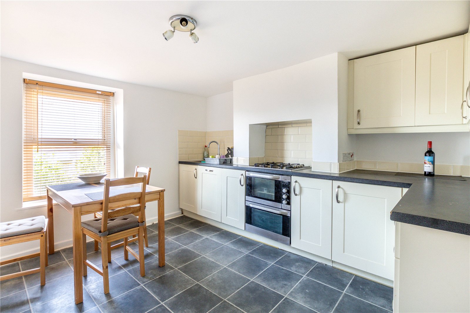 2 bedroom House for sale in Knowle, Bristol