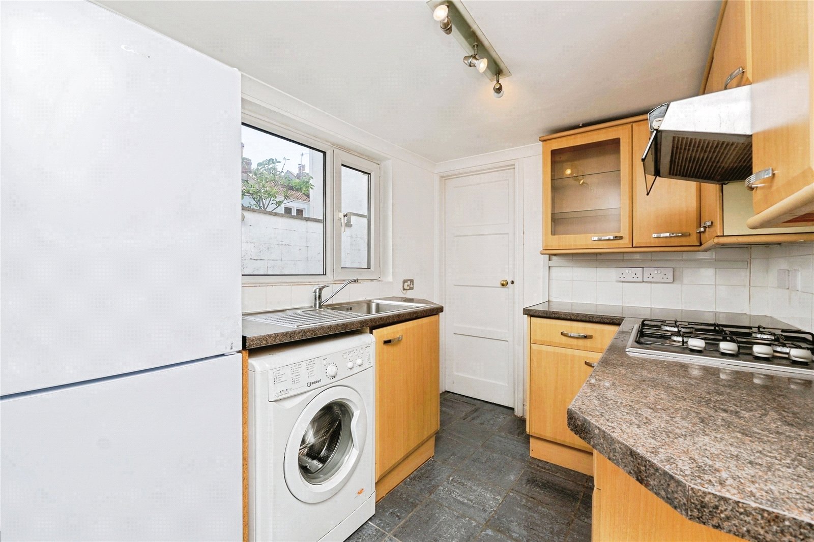 2 bedroom House for sale in Victoria Park, Bristol