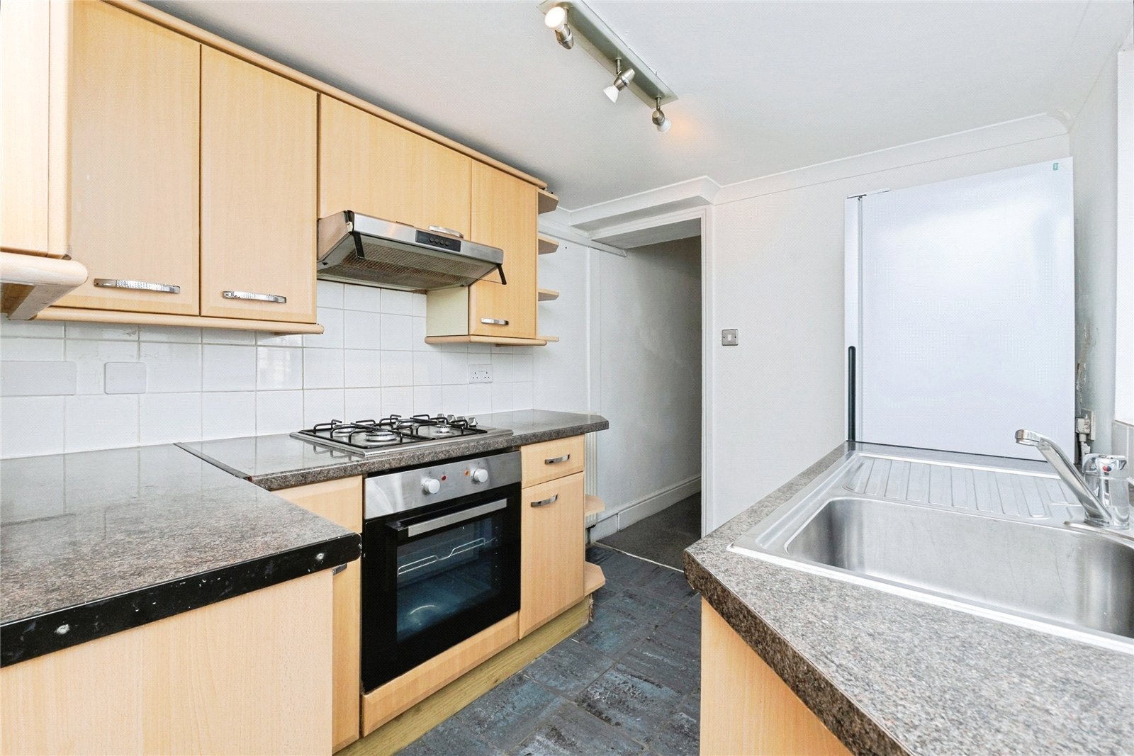 2 bedroom House for sale in Victoria Park, Bristol