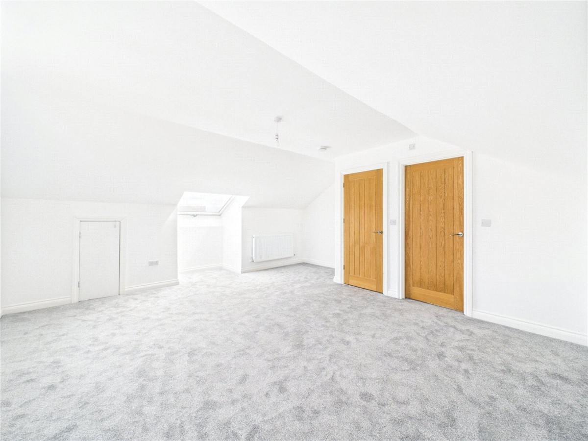 Jarnail Close, Bristol