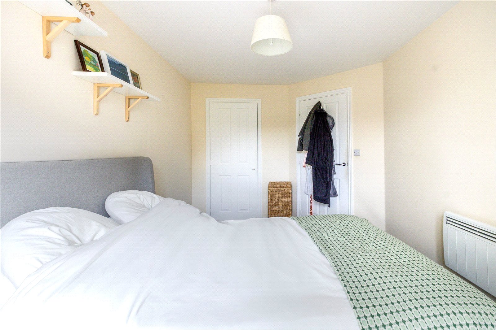2 bedroom Flat to let in Bristol