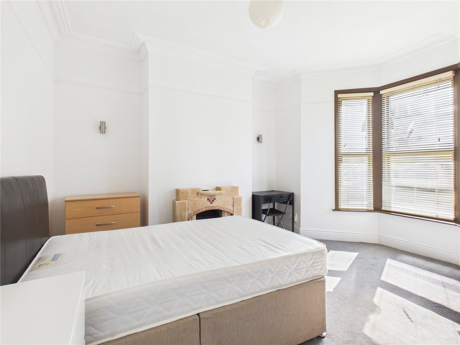 5 bedroom House to let in Southville, Bristol