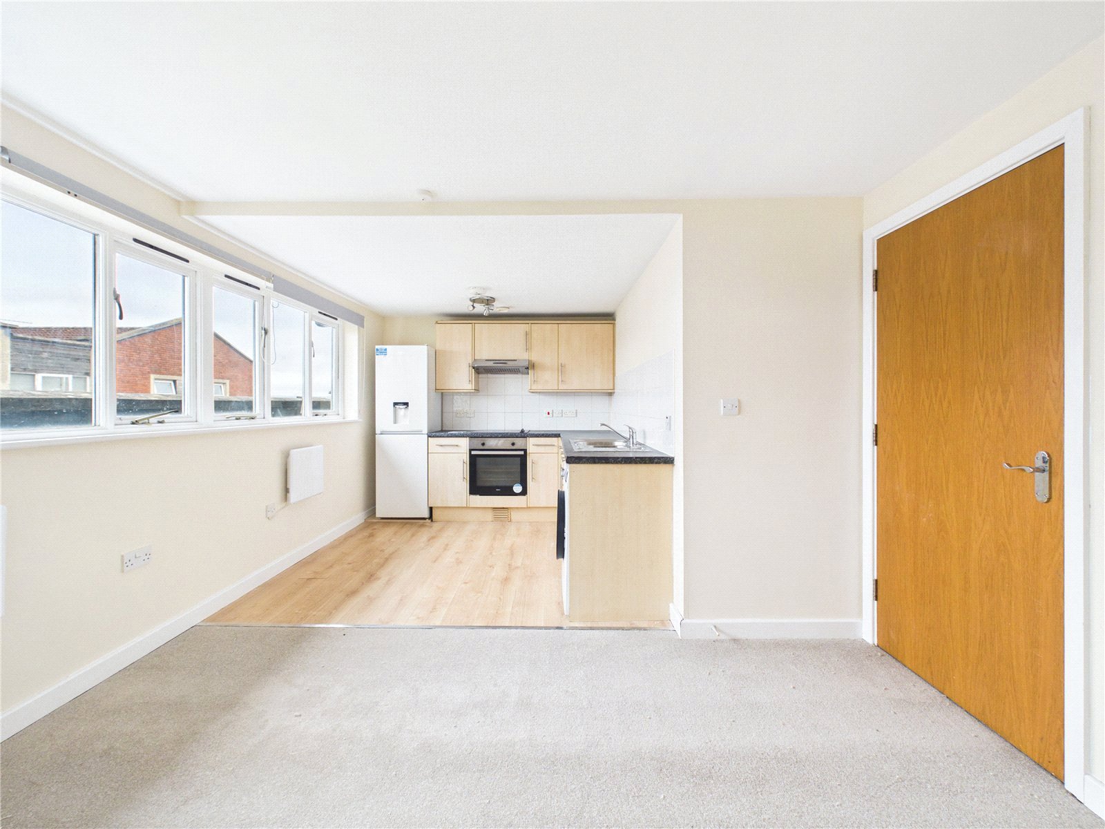 2 bedroom Flat to let in Bristol