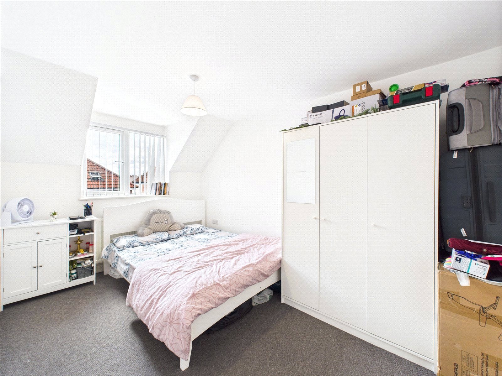 4 bedroom Flat to let in Bristol