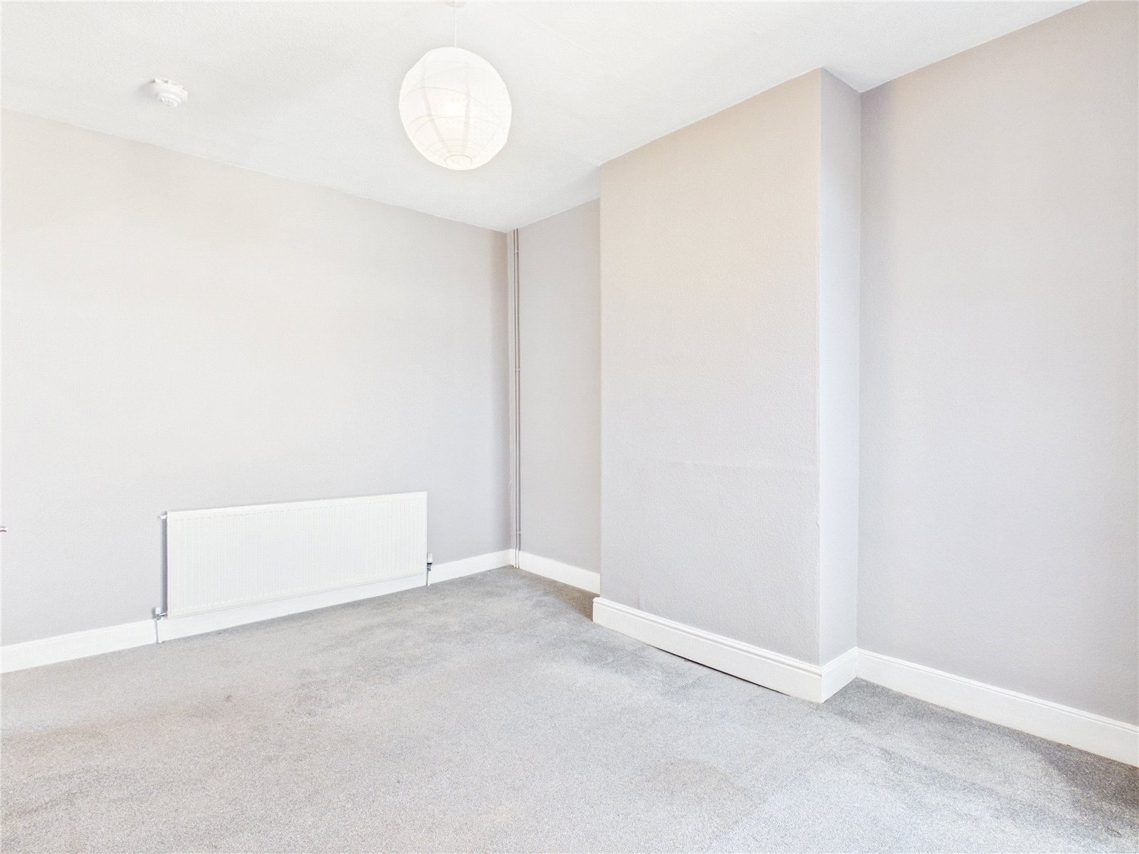 3 bedroom Flat to let in Southville, Bristol