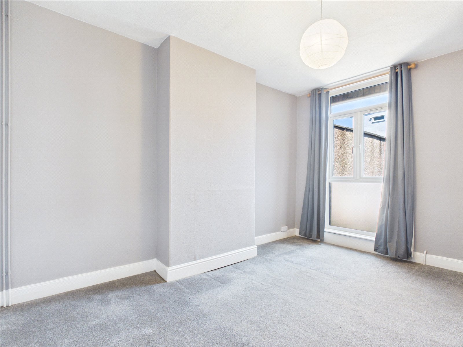 3 bedroom Flat to let in Southville, Bristol