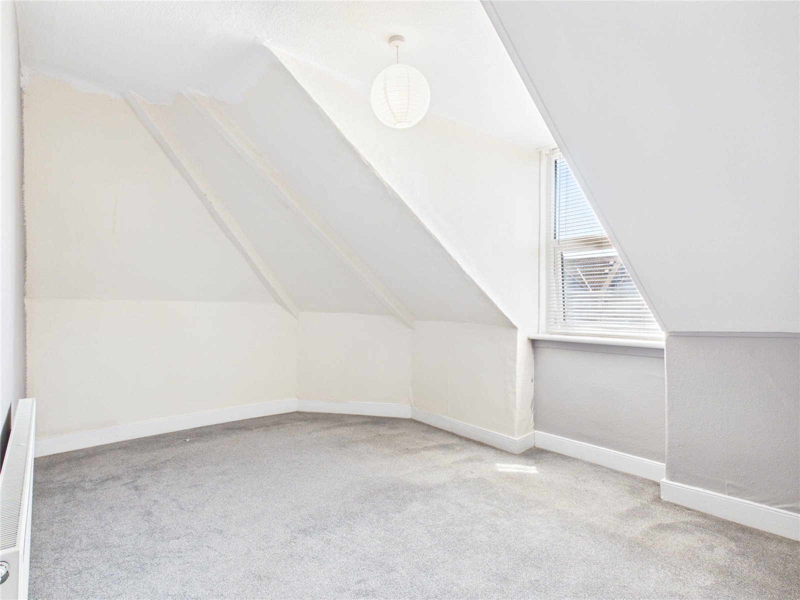 3 bedroom Flat to let in Southville, Bristol