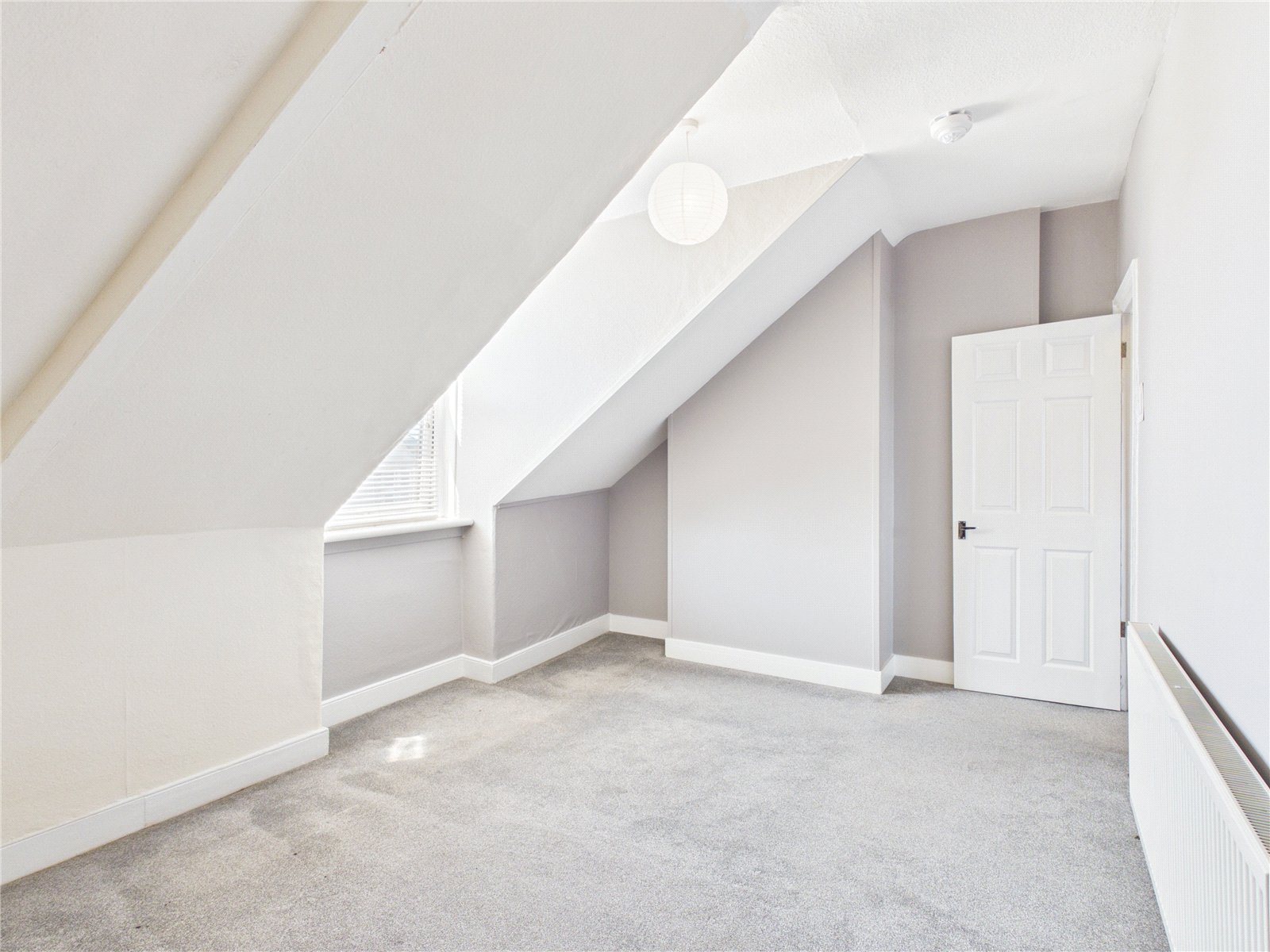 3 bedroom Flat to let in Southville, Bristol