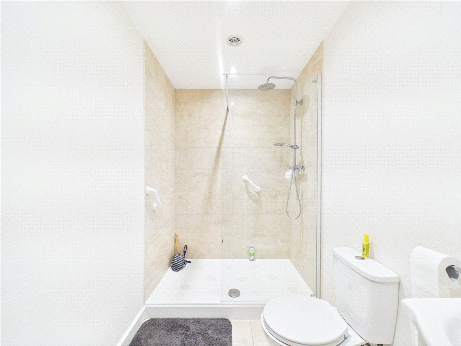 1 bedroom Bungalow to let in Bristol