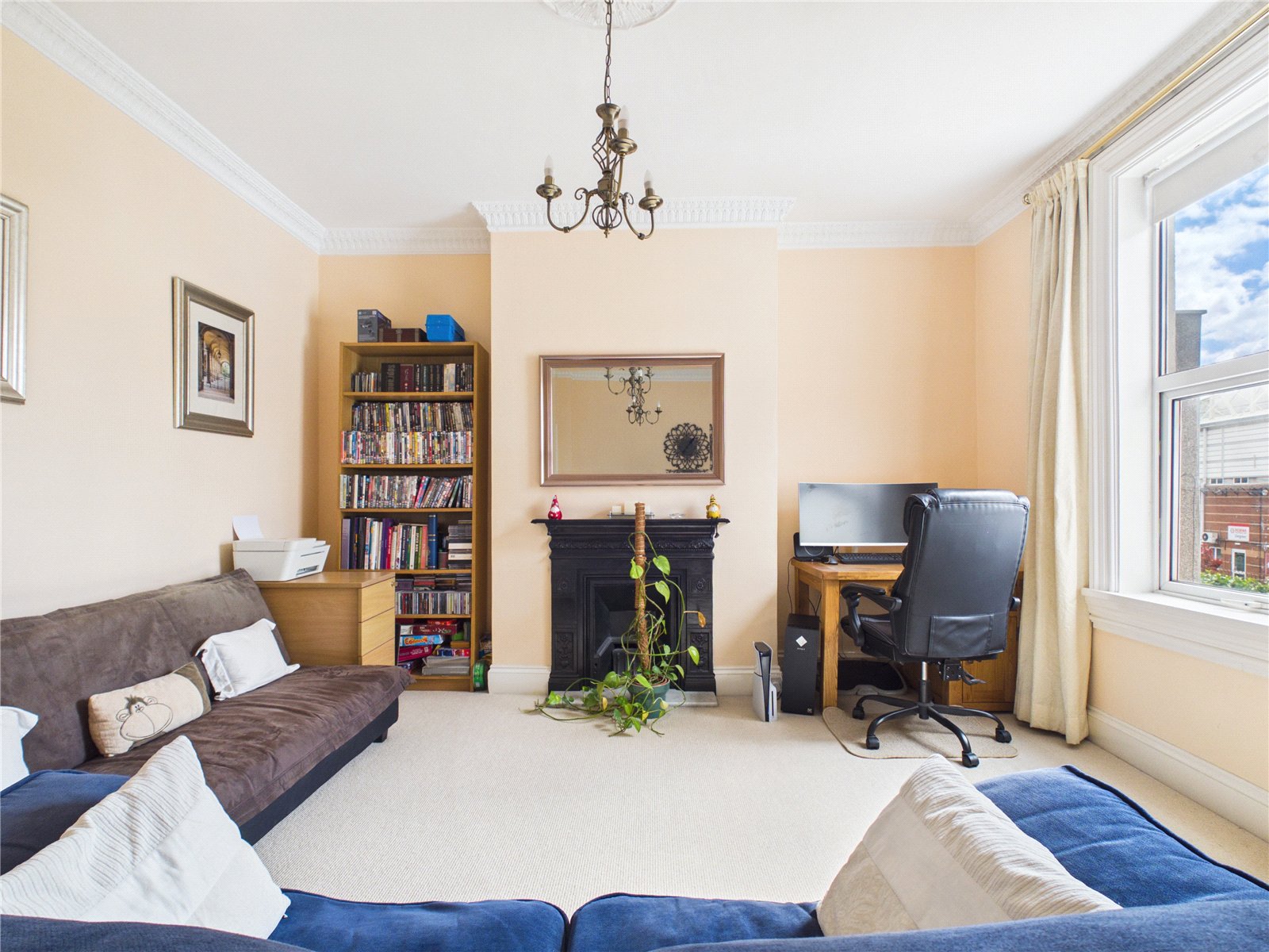 4 bedroom House for sale in Bristol