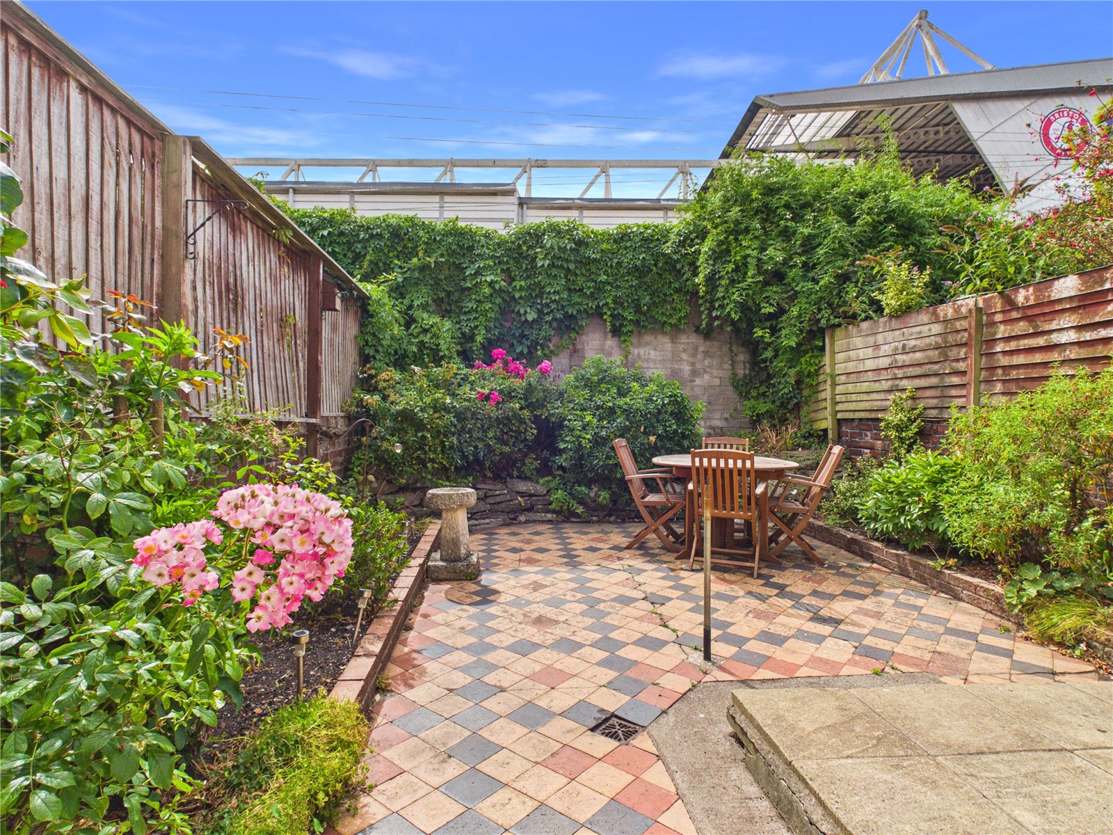 4 bedroom House for sale in Bristol