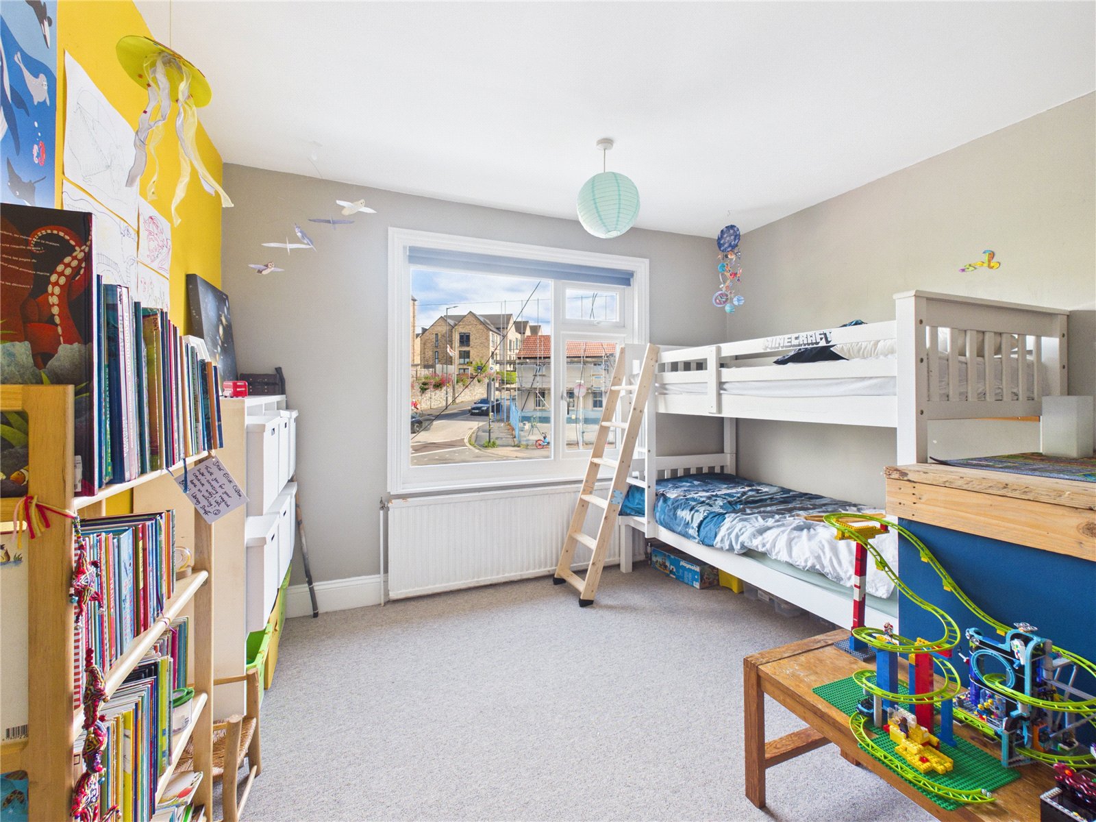 2 bedroom Flat to let in Bristol