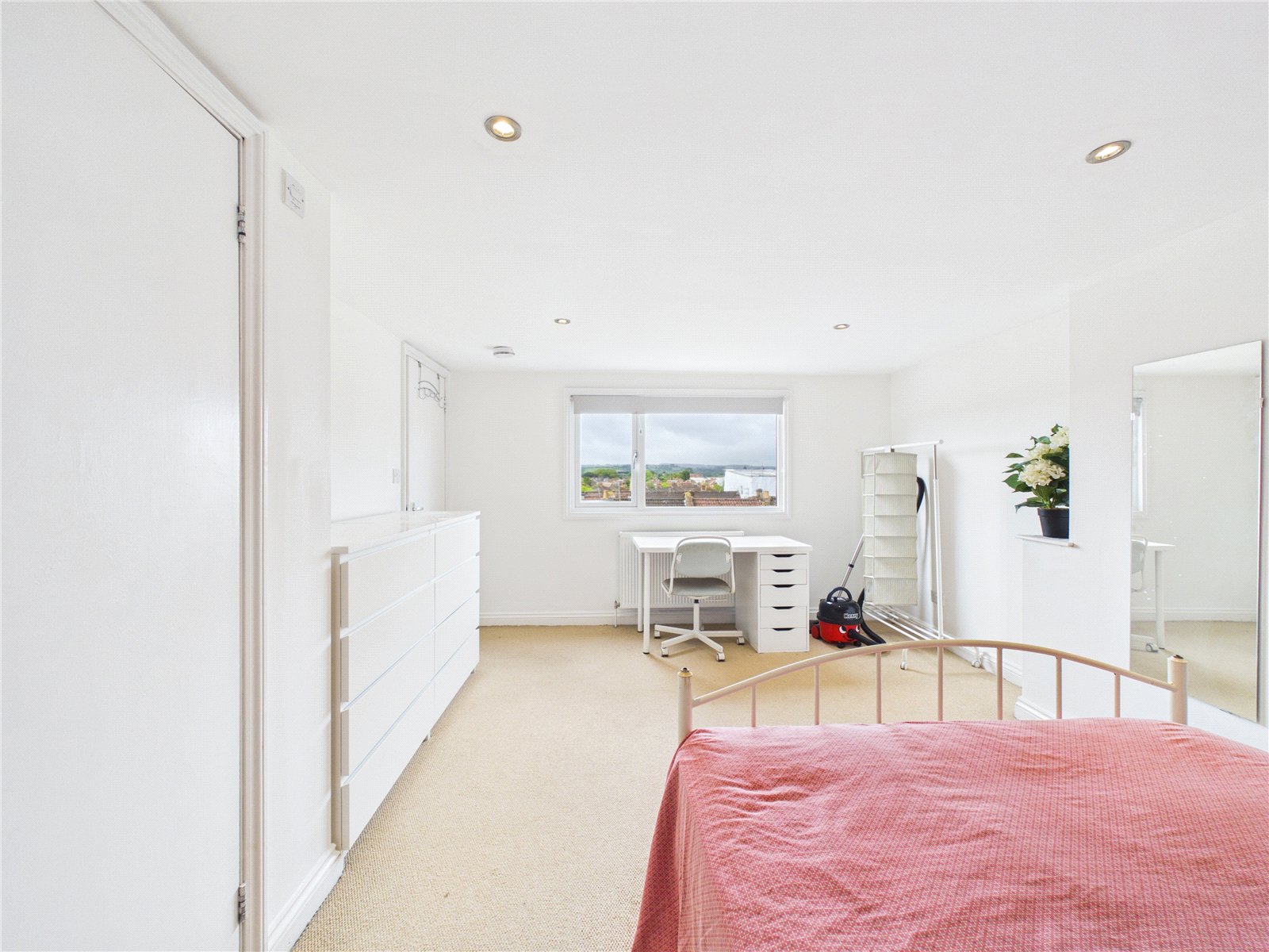4 bedroom House for sale in Bristol