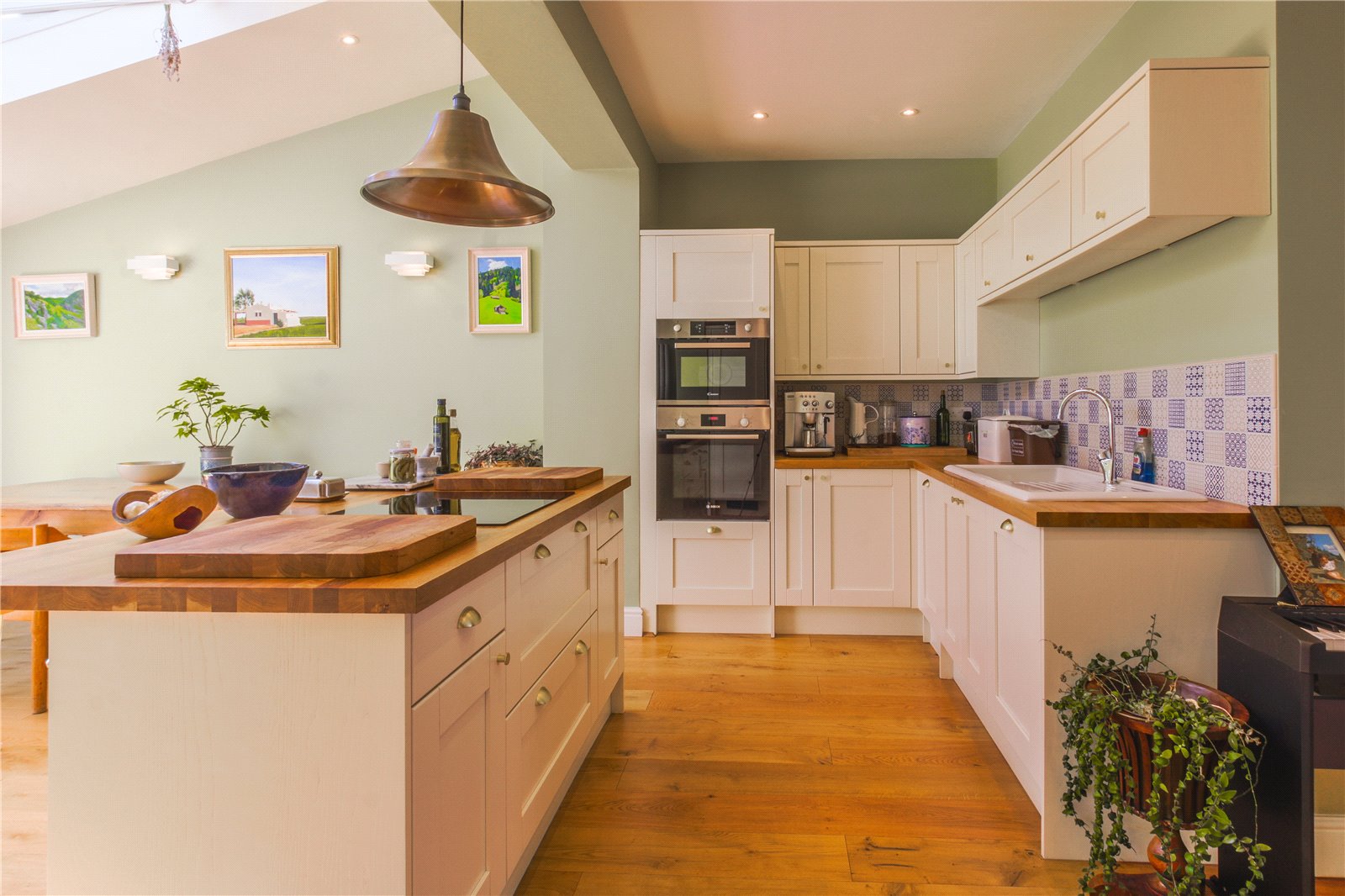 4 bedroom House for sale in Southville, Bristol