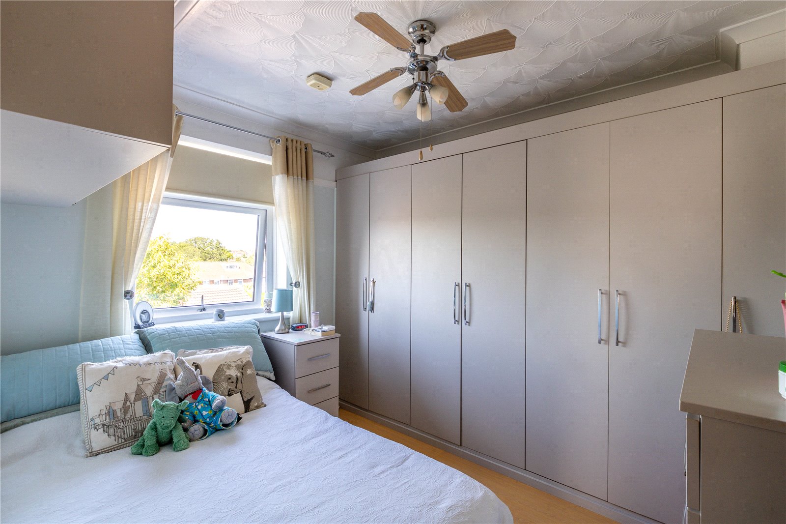 3 bedroom House for sale in Headley Park
