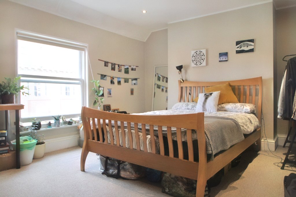 3 bedroom Flat for sale in Bedminster, BRISTOL