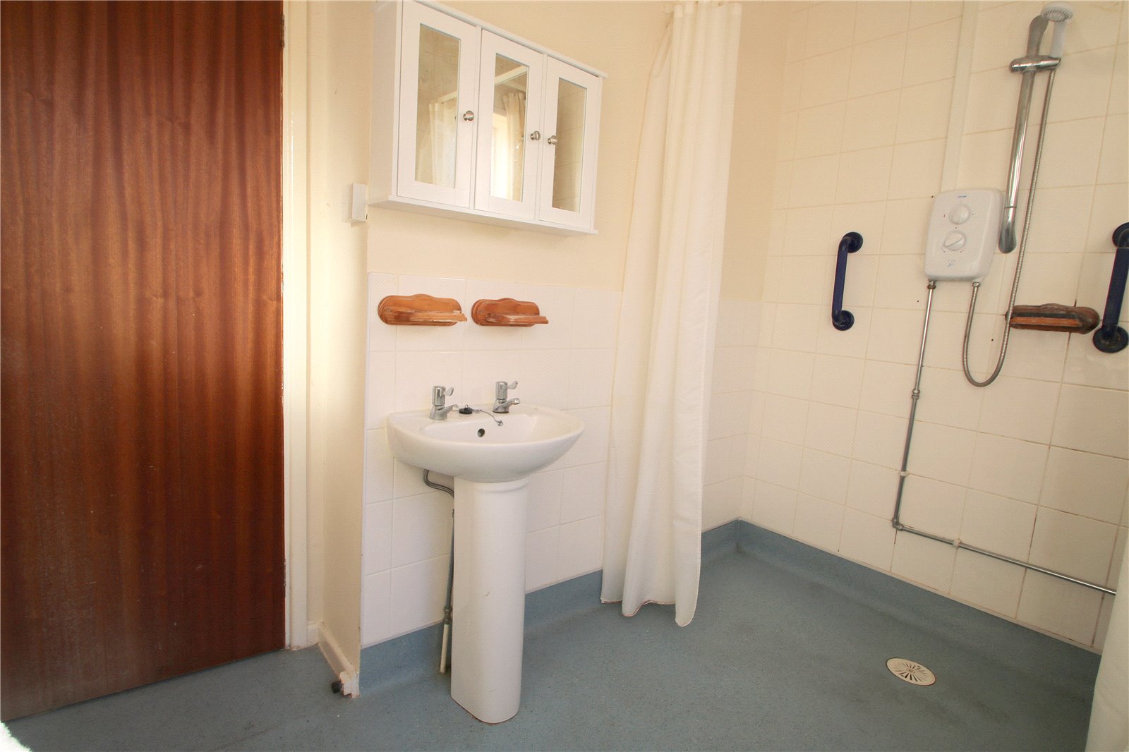 2 bedroom Bungalow for sale in BRISTOL