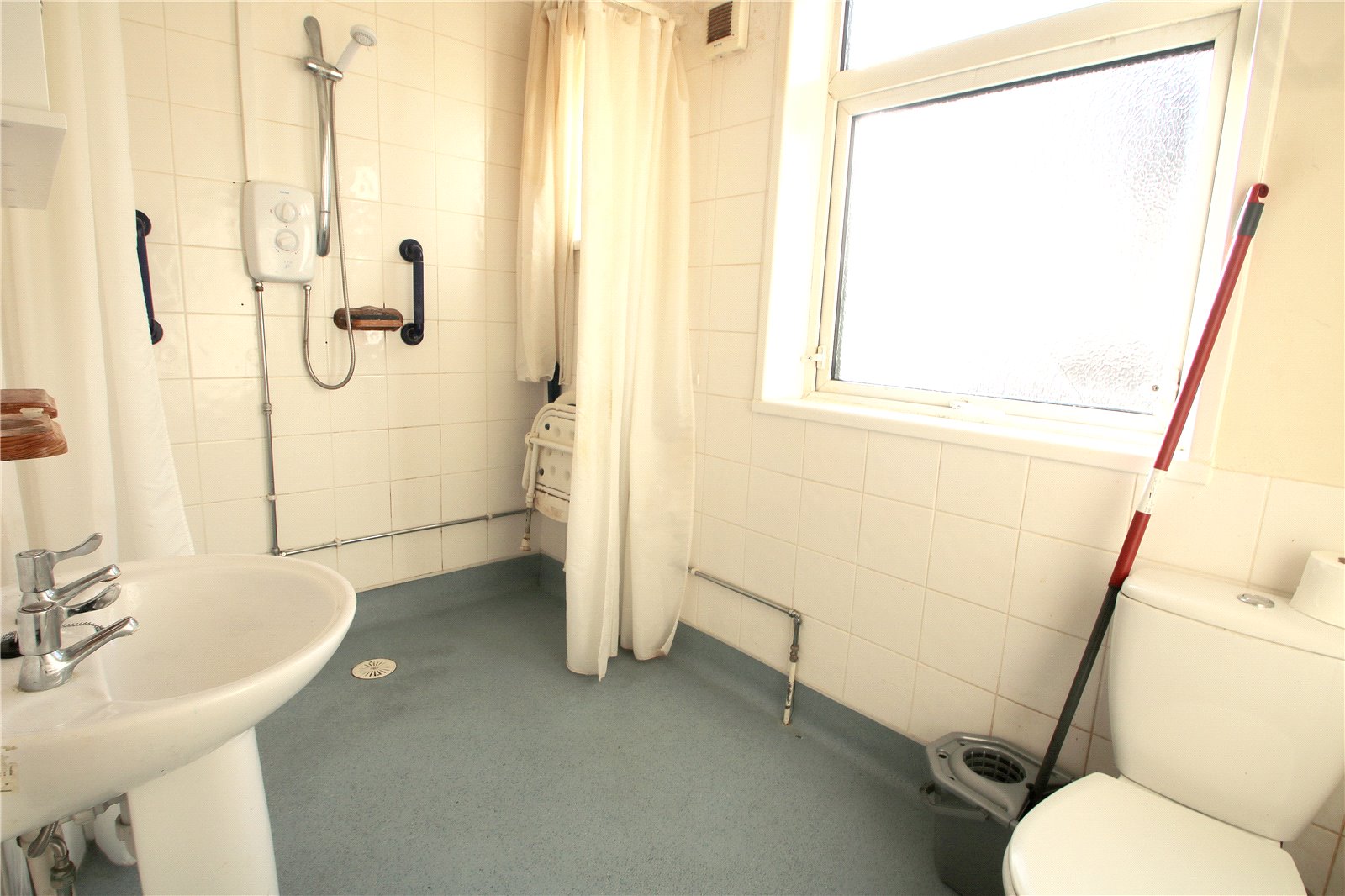 2 bedroom Bungalow for sale in BRISTOL