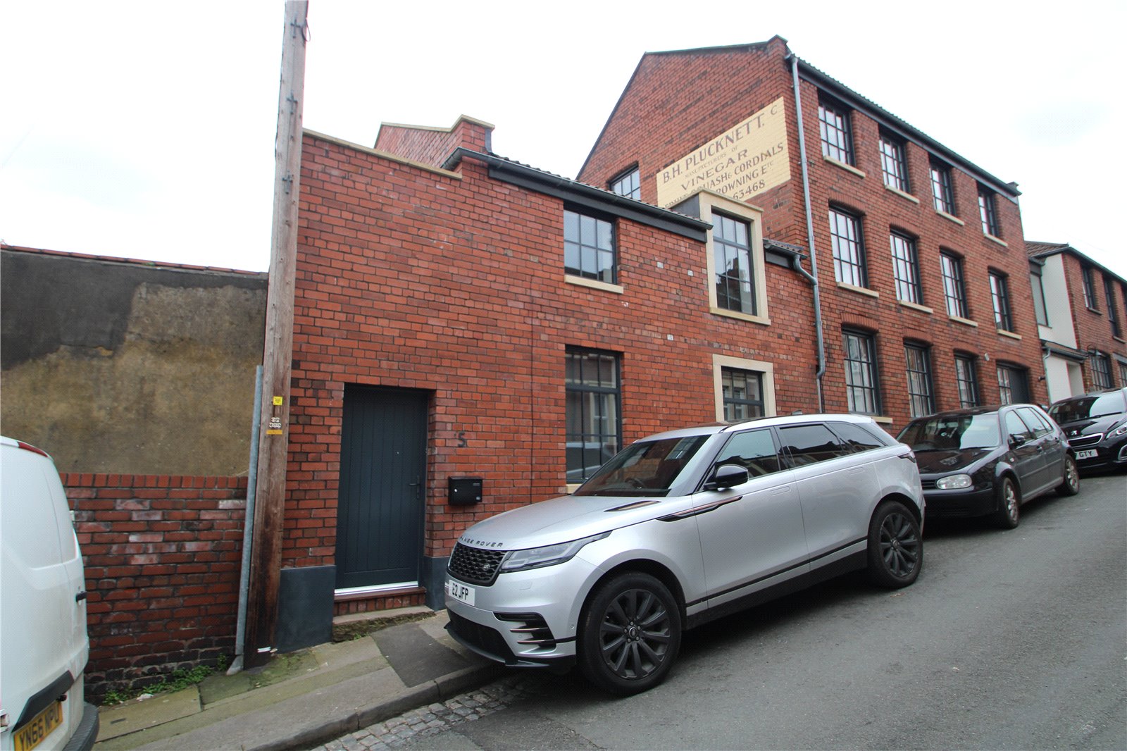 2 bedroom House to let in Bristol