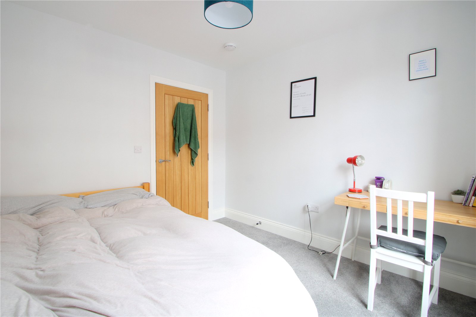 2 bedroom House to let in Bristol