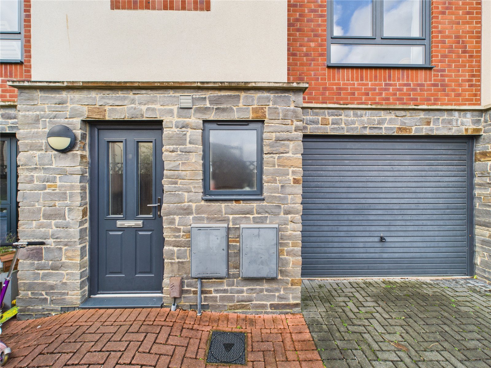 5 bedroom House for sale in Greville Road