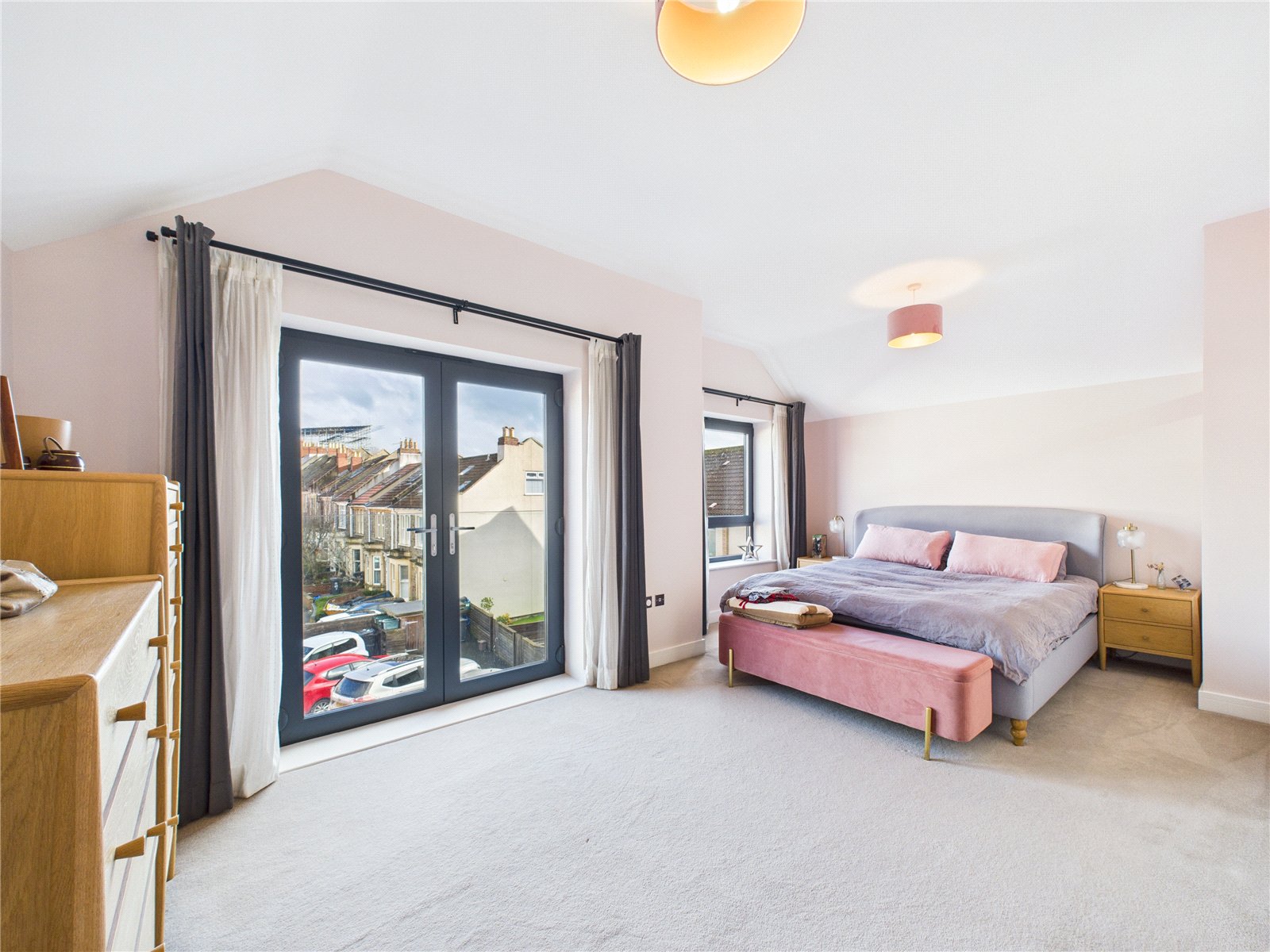 5 bedroom House for sale in Greville Road