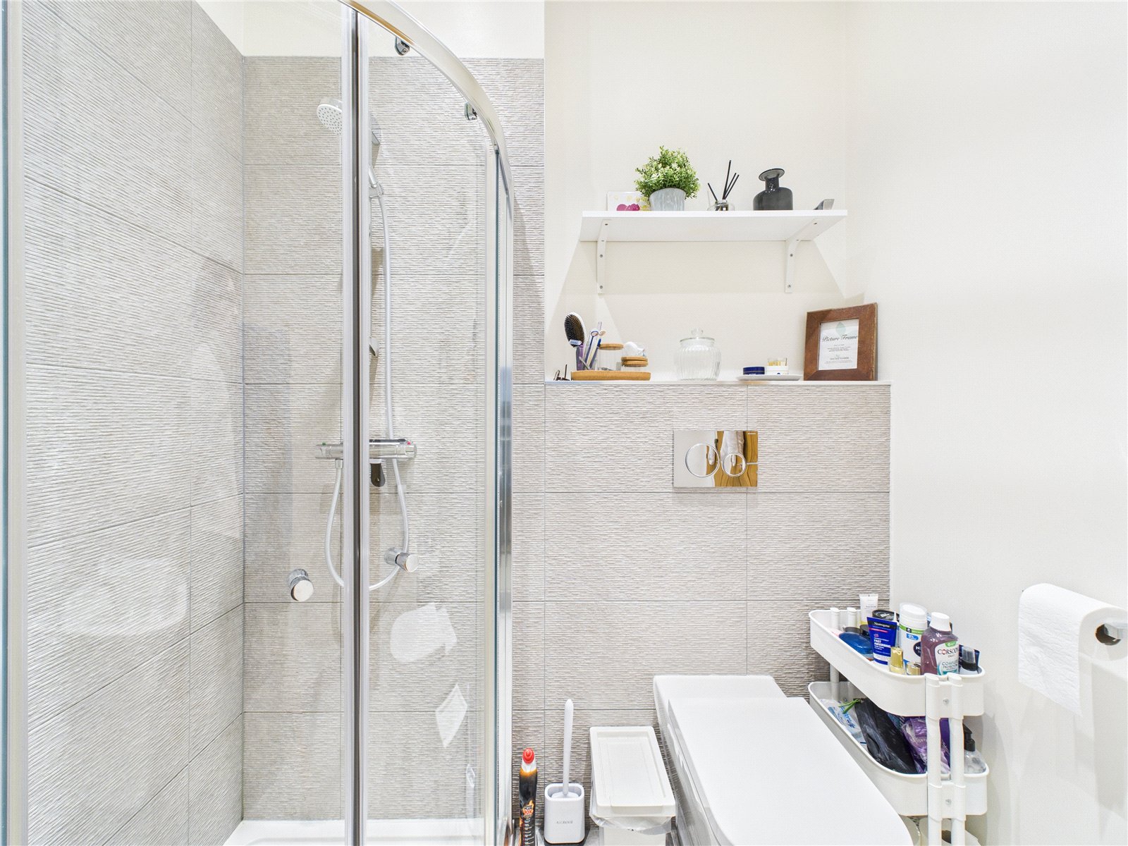 5 bedroom House for sale in Greville Road