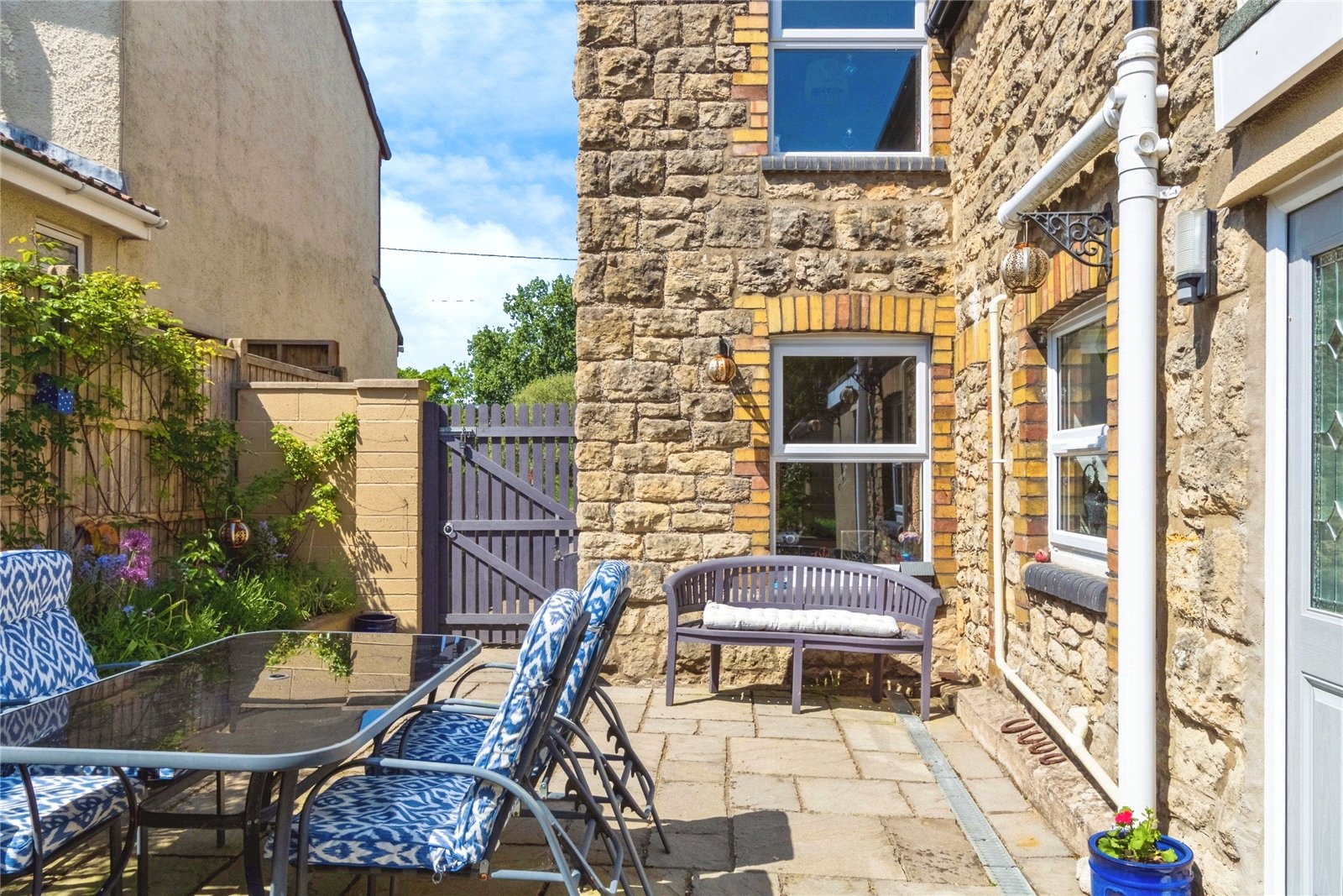 2 bedroom House for sale in Bristol