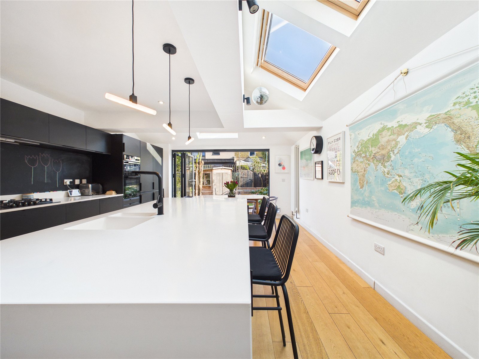 4 bedroom House for sale in Bristol