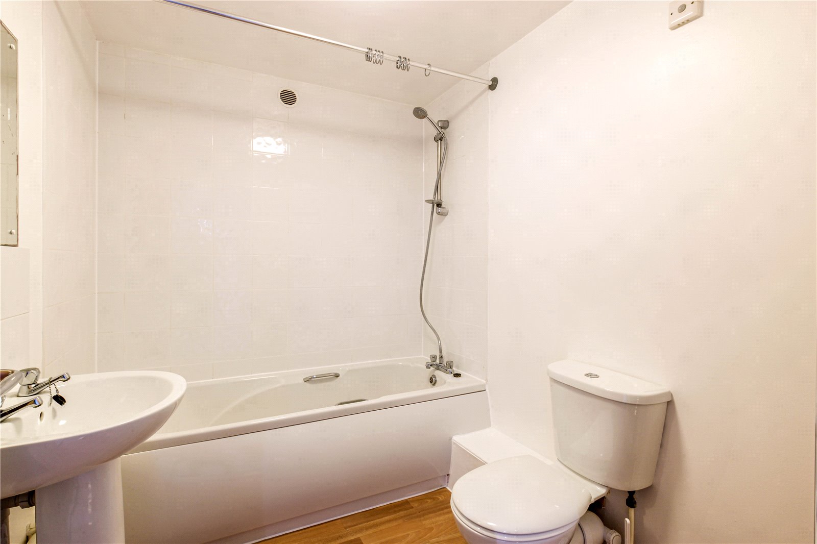 2 bedroom Flat for sale in Southville