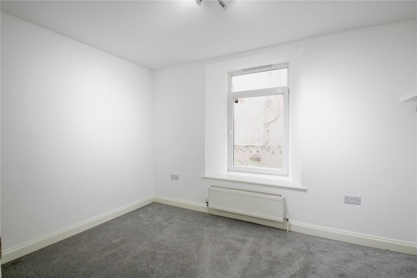 2 bedroom Flat for sale in Southville