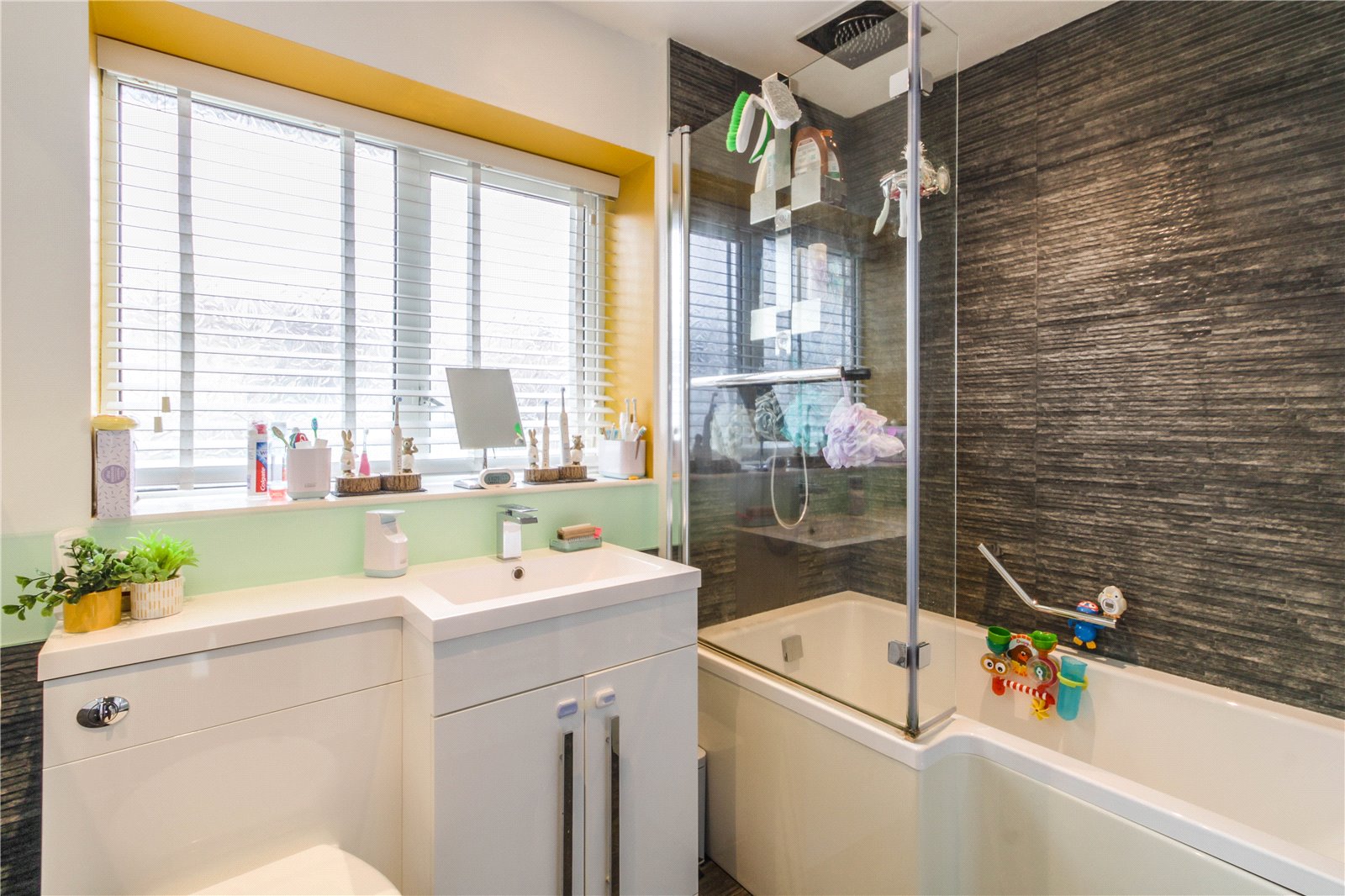 4 bedroom House for sale in Bristol