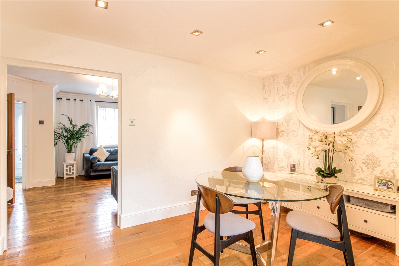 4 bedroom House to let in Knowle, Bristol
