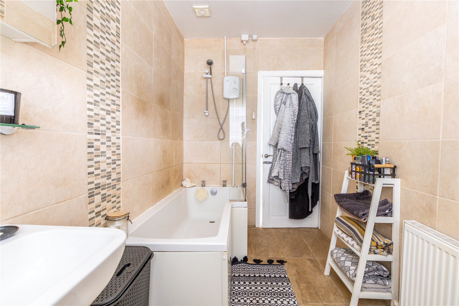 5 bedroom Bungalow for sale in Bristol