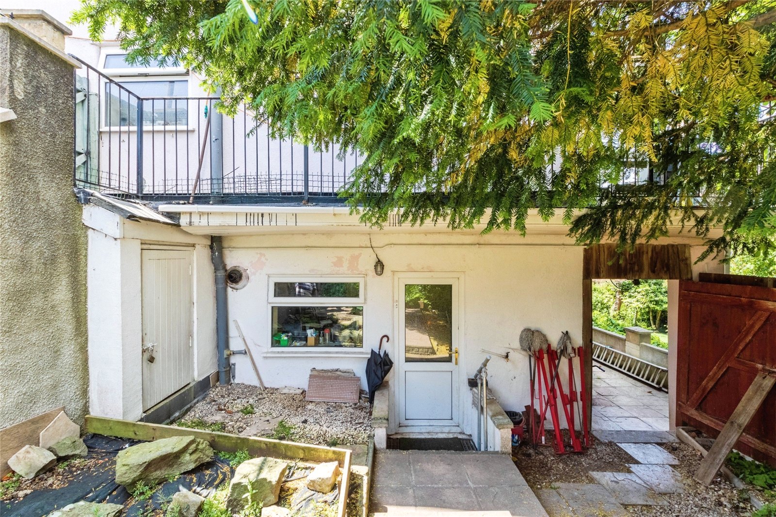 5 bedroom Bungalow for sale in Bristol
