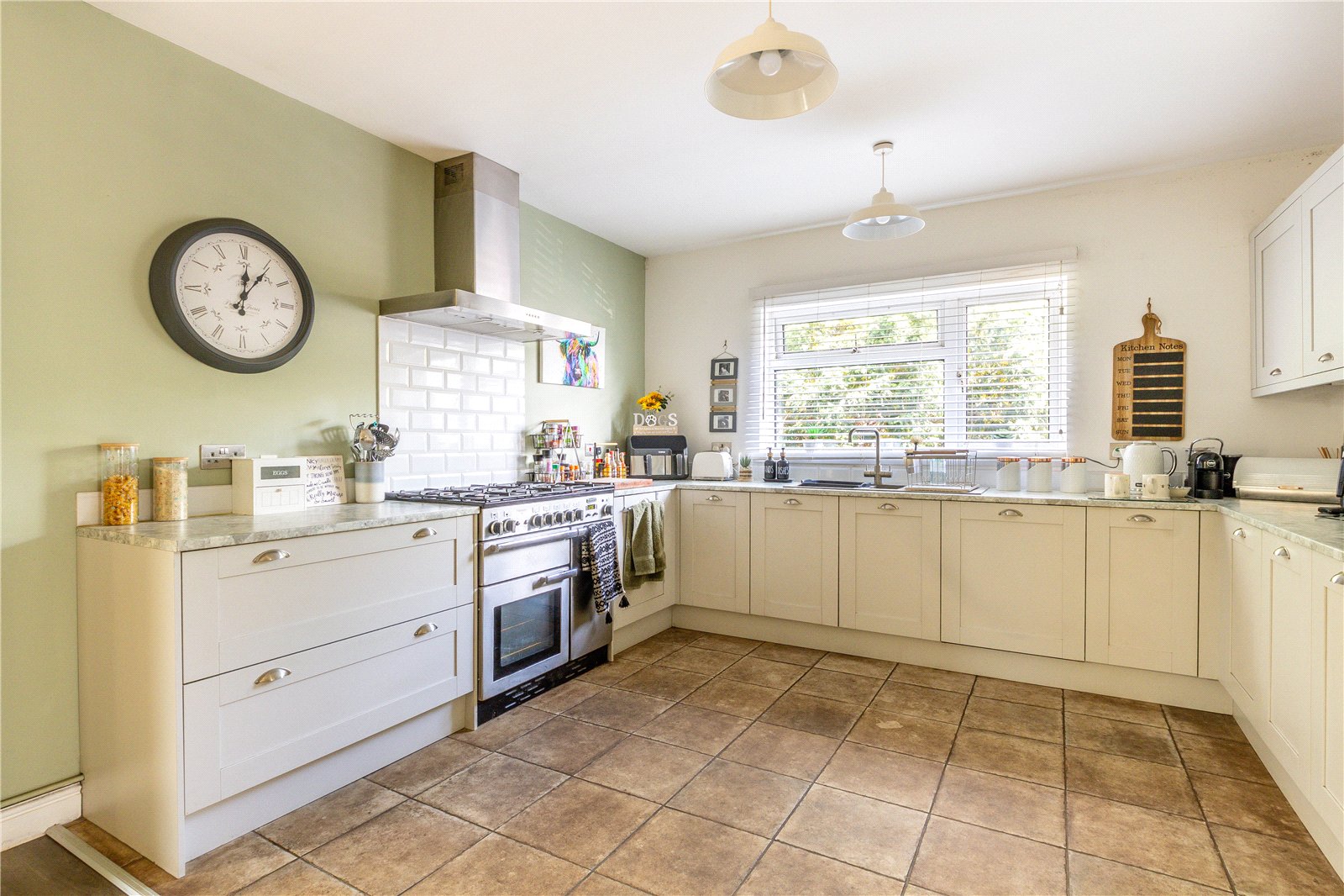 5 bedroom Bungalow for sale in Bristol