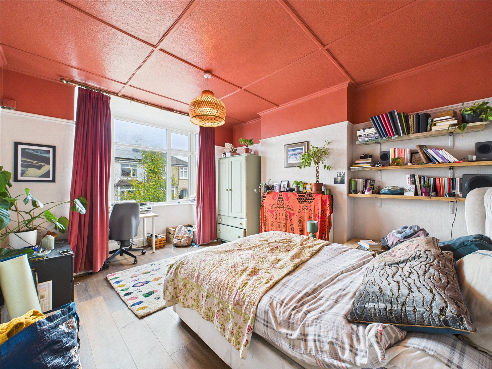 2 bedroom Bungalow for sale in Bristol