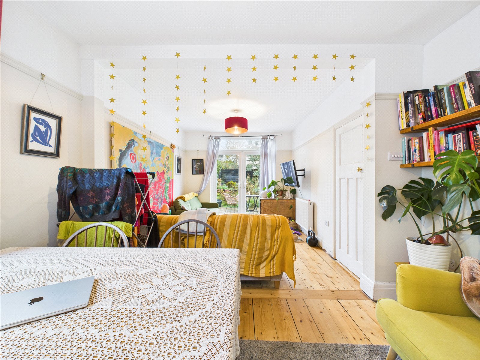 2 bedroom Bungalow for sale in Bristol