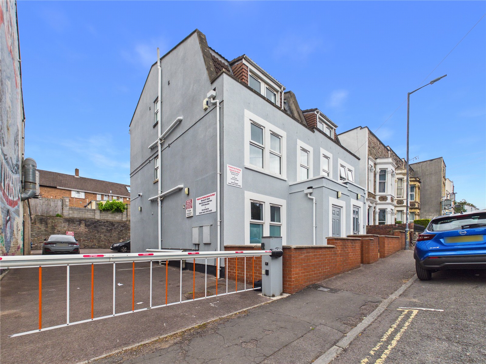 12 bedroom House for sale in Southville